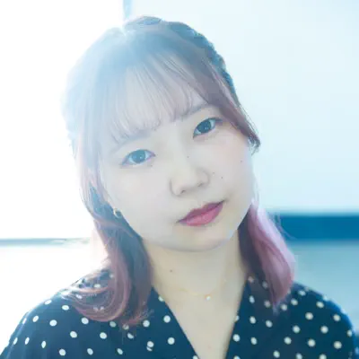 Listen to Hirose Aina, watch music videos, read bio, see tour dates & more!