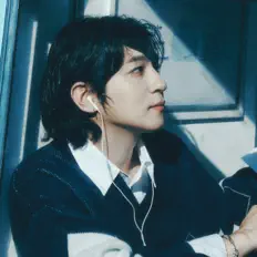 聆聽 SUNGJIN、觀看音樂影片、閱讀小傳、查看巡演日期等！