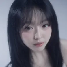 Poslechněte si interpreta Lee subin, sledujte hudební videa, přečtěte si životopis, podívejte se na data turné a další informace.