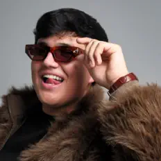 Listen to Alex Favela, watch music videos, read bio, see tour dates & more!