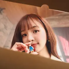 Hör dir 范書綺 Chee an, schau dir Musikvideos an, lies die Biografie, finde Tourdaten und mehr!