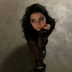 Ouça Imenno, assista a videoclipes, leia a biografia, veja as datas das turnês e mais!