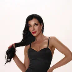 Ouça LERA GREX, assista a videoclipes, leia a biografia, veja as datas das turnês e mais!