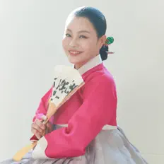 Heo Eun Sun dinle, müzik videolarını izle, biyografisini oku, tur tarihlerini ve daha fazlasını gör!