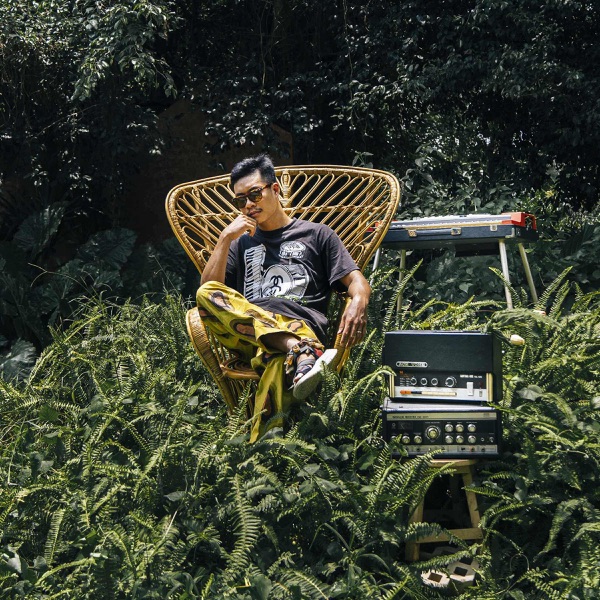 DJ Slowz's avatar
