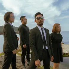 Ouça 八十八顆芭樂籽, assista a videoclipes, leia a biografia, veja as datas das turnês e mais!