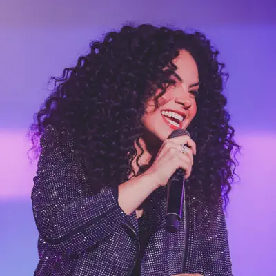 Listen to Rebeca Carvalho, watch music videos, read bio, see tour dates & more!