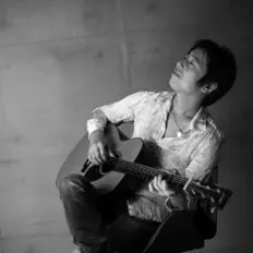聆聽 Shinji Kakijima、觀看音樂影片、閱讀小傳、查看巡演日期等！