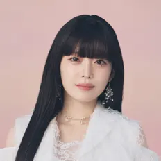 Kaya을(를) 듣고, 뮤직 비디오를 보고, 약력을 읽고, 투어 일정 등을 확인하세요!