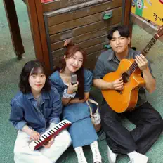 聆聽 지예로움、觀看音樂影片、閱讀小傳、查看巡演日期等！
