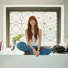 Dengarkan Kangziwon, tonton video musik, baca bio, lihat tanggal tur & lainnya!