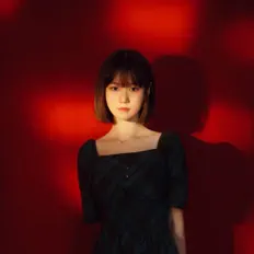 Listen to 于也力ALily, watch music videos, read bio, see tour dates & more!