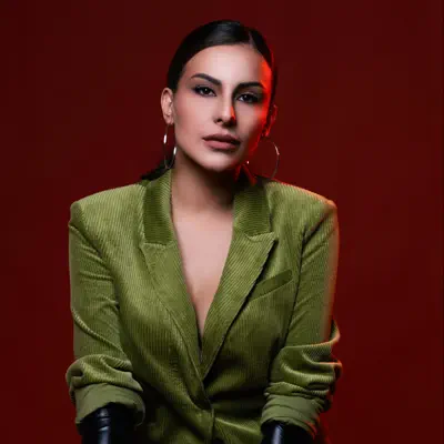 Listen to Ilianna Zerva, watch music videos, read bio, see tour dates & more!