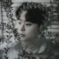 Hör dir JIMOK an, schau dir Musikvideos an, lies die Biografie, finde Tourdaten und mehr!