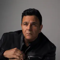 Listen to Mohamed Fouad, watch music videos, read bio, see tour dates & more!