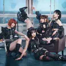 聆聽 FOKALITE、觀看音樂影片、閱讀小傳、查看巡演日期等！