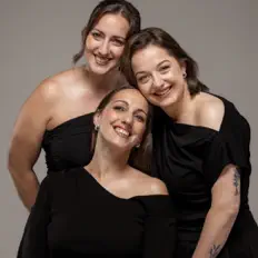 Dengarkan M-Kids, tonton video musik, baca bio, lihat tanggal tur & lainnya!