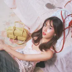 Pearprapa을(를) 듣고, 뮤직 비디오를 보고, 약력을 읽고, 투어 일정 등을 확인하세요!