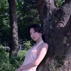 收听 Park Soo Jin、观看音乐视频、阅读小传、查看巡演日期等 ！