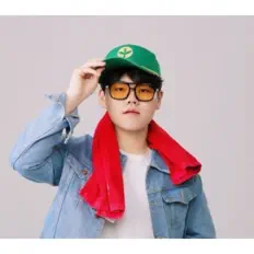 聆聽 장미남、觀看音樂影片、閱讀小傳、查看巡演日期等！