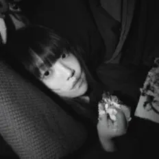 Ouve sooth, vê vídeos de música, lê a biografia, vê as datas da digressão e muito mais!