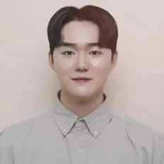 Woo Eun Ho: песни, клипы, биография, даты выступлений и многое другое.