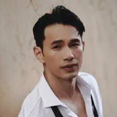 Listen to Jonathan Wong, watch music videos, read bio, see tour dates & more!