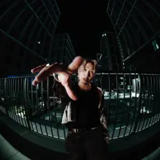 收听 leanon、观看音乐视频、阅读小传、查看巡演日期等 ！