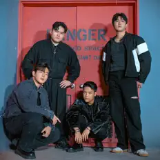 Ακούστε περιεχόμενο από CRACKBERRY, παρακολουθήστε μουσικά βίντεο, διαβάστε το βιογραφικό, δείτε ημερομηνίες περιοδείας, και πολλά ακόμη!