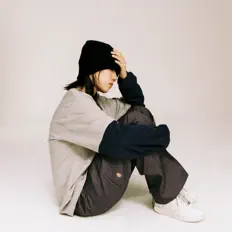 ye-inを聴いたり、ミュージックビデオを鑑賞したり、経歴やツアー日程などを確認したりしましょう！