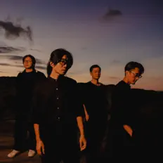 Ascolta Major in Body Bear, guarda video musicali, leggi la biografia, vedi le date del tour & altro!