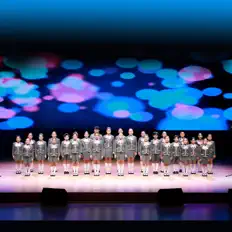 Escucha a KBS청주어린이합창단, mira vídeos musicales, lee la biografía, consulta fechas de giras y mucho más.