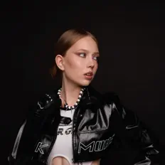 NE NASTYA을(를) 듣고, 뮤직 비디오를 보고, 약력을 읽고, 투어 일정 등을 확인하세요!