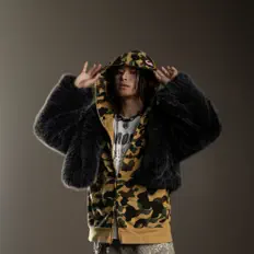 Écoutez 蛋蛋, regardez des vidéoclips, lisez la biographie, consultez les dates de tournée et plus encore !