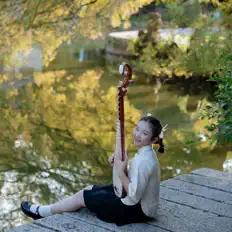 Listen to 周雨彤, watch music videos, read bio, see tour dates & more!