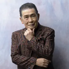Escucha a 角川博, mira videos musicales, lee su biografía, consulta las fechas de las gira y más.
