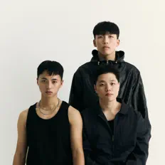 Luister naar TheyNeverChange, bekijk muziekvideo's, lees de bio, bekijk de tourdata, en meer!