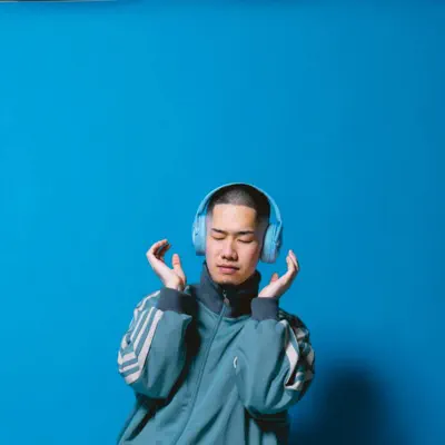 Listen to Shirafu, watch music videos, read bio, see tour dates & more!
