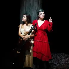 Dengarkan Birds on a Wire, tonton video musik, baca bio, lihat tanggal tur & lainnya!