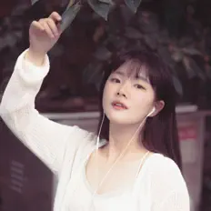 Ouve 소리, vê vídeos de música, lê a biografia, vê as datas da digressão e muito mais!