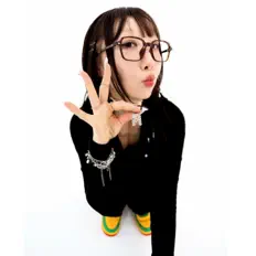 收听 狄翁、观看音乐视频、阅读小传、查看巡演日期等 ！