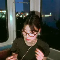 Dengarkan You Sieun, tonton video musik, baca bio, lihat tanggal tur & lainnya!