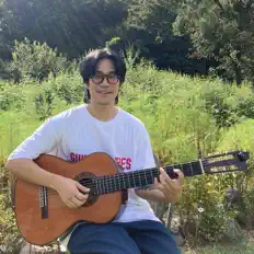 Ascolta Johnny Ahn, guarda video musicali, leggi la biografia, vedi le date del tour & altro!