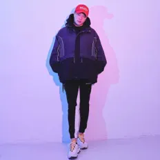 Beat-J dinle, müzik videolarını izle, biyografisini oku, tur tarihlerini ve daha fazlasını gör!