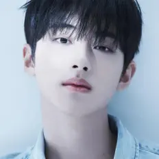 Dengarkan Kim Min Kyu, tonton video musik, baca bio, lihat tanggal tur & lainnya!