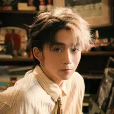 Escucha a 羅子熙, mira videos musicales, lee su biografía, consulta las fechas de las gira y más.