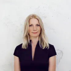 Listen to Evelyn Huber, watch music videos, read bio, see tour dates & more!