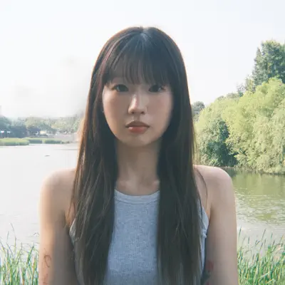 Listen to siyeon, watch music videos, read bio, see tour dates & more!