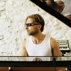 Listen to Carlo5, watch music videos, read bio, see tour dates & more!