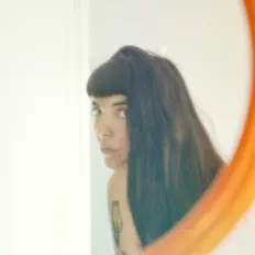 Lola Sauvageot을(를) 듣고, 뮤직 비디오를 보고, 약력을 읽고, 투어 일정 등을 확인하세요!